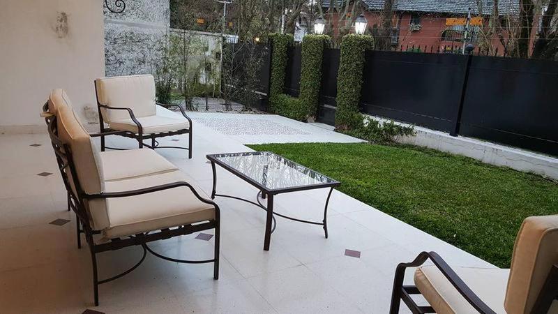 Casa Franca - Bed And Breakfast En San Isidro - Habitaciones - Piscina Экстерьер фото